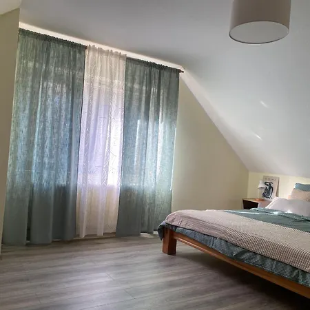 公寓 Mit Zwei Schlafzimmern *