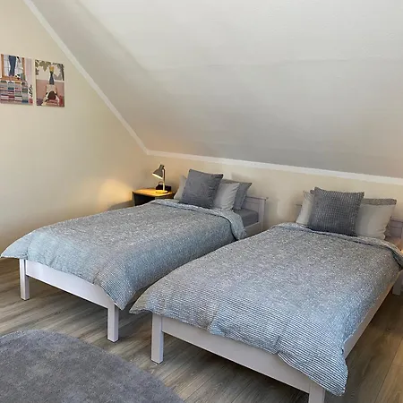 Mit Zwei Schlafzimmern Apartament