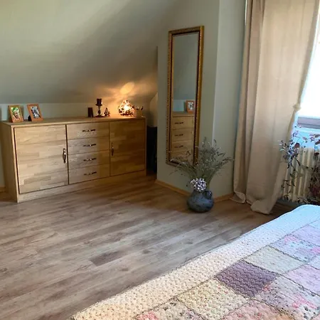 Apartment Mit Zwei Schlafzimmern Apartment *