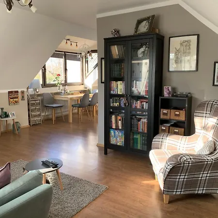 Apartment Mit Zwei Schlafzimmern *