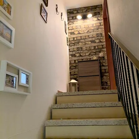 Apartment Mit Zwei Schlafzimmern * Kerpen (North Rhine-Westphalia)