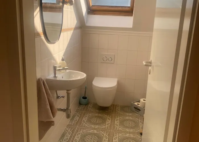 Mit Zwei Schlafzimmern *